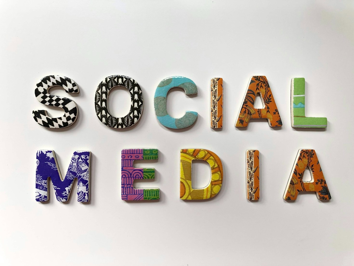 5 Key Benefits of Hiring a Social Media Expert